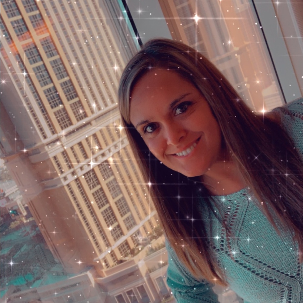 Meet your Posher, Natalie